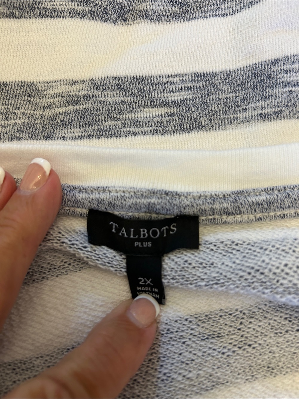 Talbots Relaxed Striped Sweatshirt- White & Gray/ blue Size 2X EUC - Picture 5 of 5
